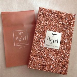 It Girl It Cosmetics special edition beauty book volume 2 BRAND NEW collectible